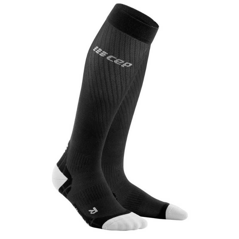 cep-ultralight-compressie-sokken-black-light-grey